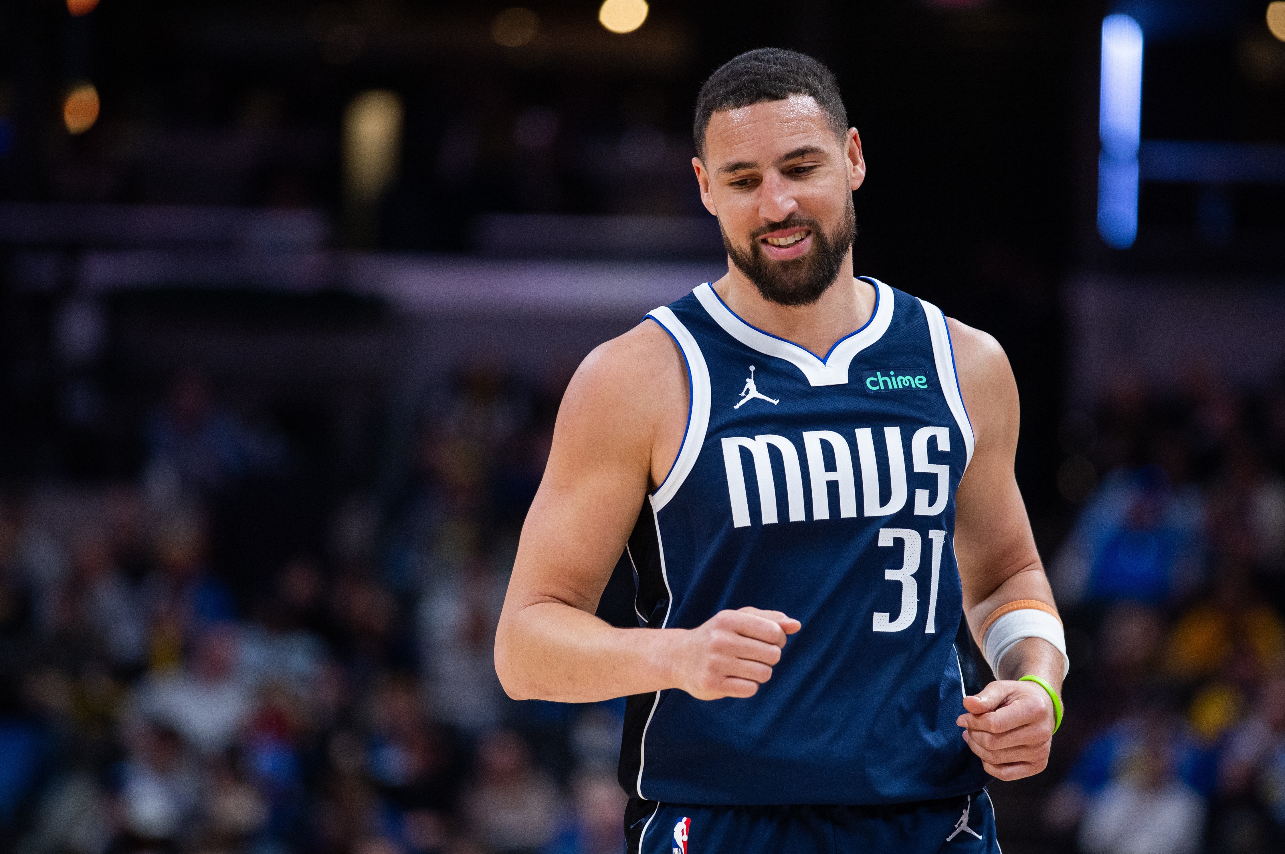 od体育网址-尽力局！克莱替补16中8&amp;三分11中5 得到21分1板1助2断